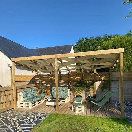 Dans Une Maison Familiale Avec Jardin A 800M De La Plage Bréville-sur-Mer Exterior foto